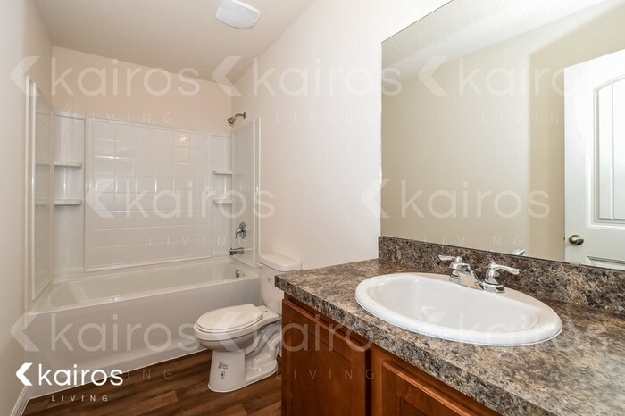 Building Photo - 94 Rolling Sands Dr
