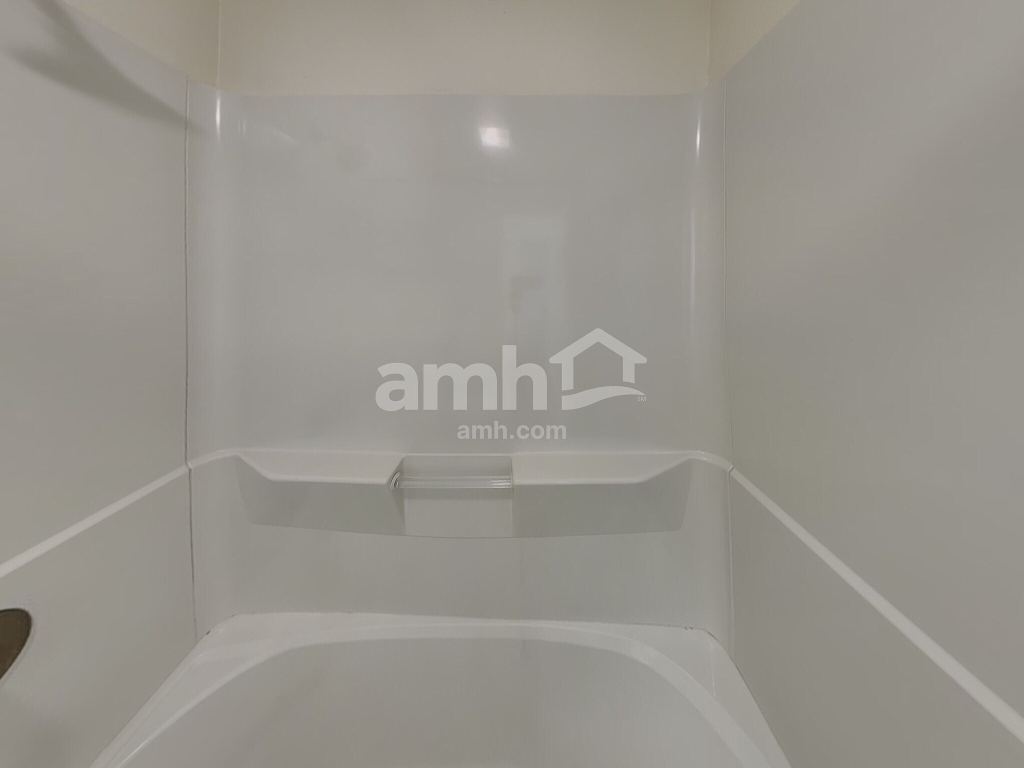 Building Photo - 524 Pine Terrace Dr