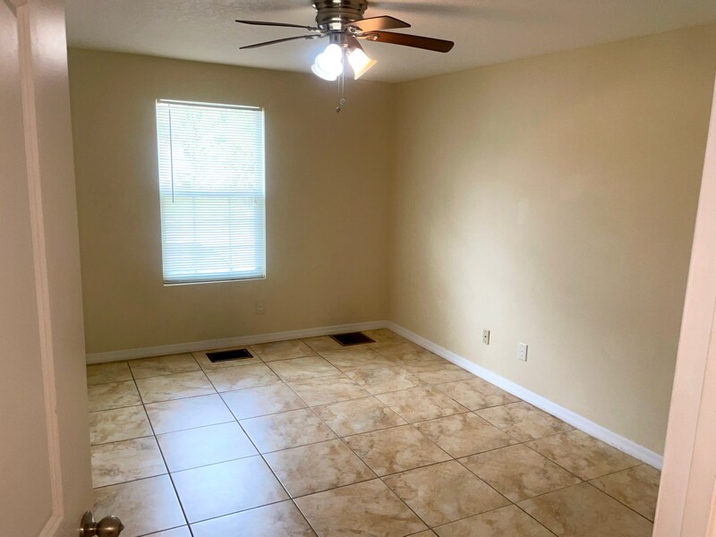 Building Photo - 316 N Grandview Ave