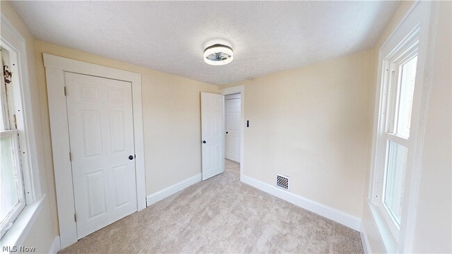 Building Photo - 55 Poland Ave