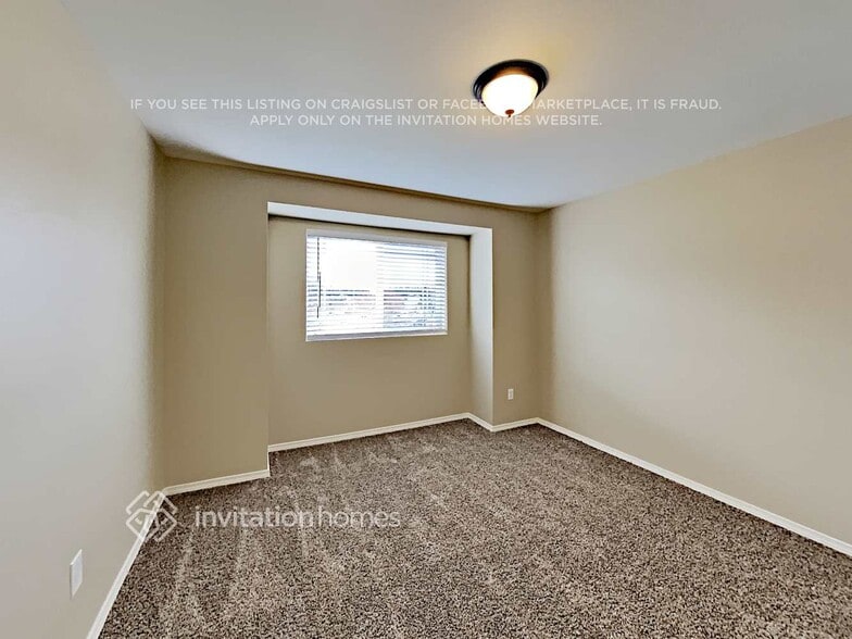 Building Photo - 4935 204th St Ct E