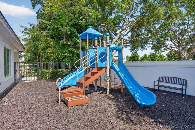 Building Photo - 1835 Sandpiper Pointe Pl