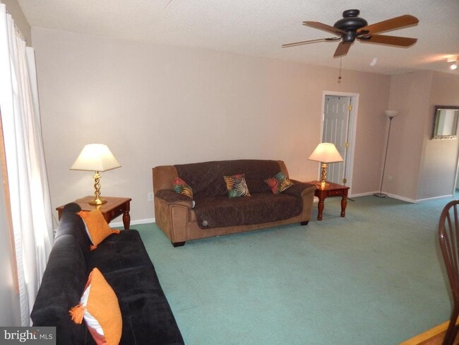Building Photo - 2553 Warm Springs Rd