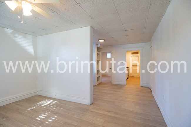 Building Photo - 273-275 S. 400 E. - 1