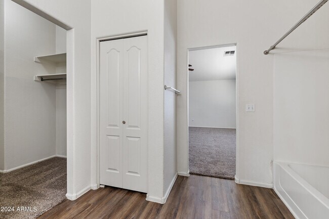 Building Photo - 34994 N Barzona Trail