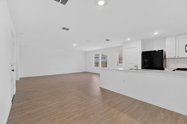 Building Photo - 2021 Willkomen Wy