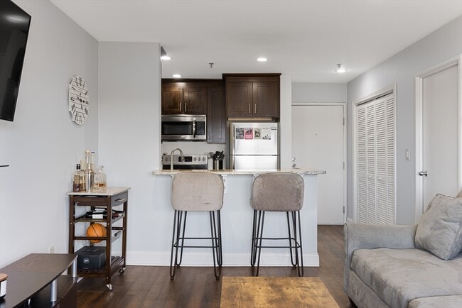 Building Photo - 133 Commander Shea Blvd