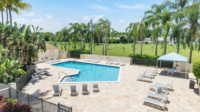 Building Photo - 5800 Camino Del Sol