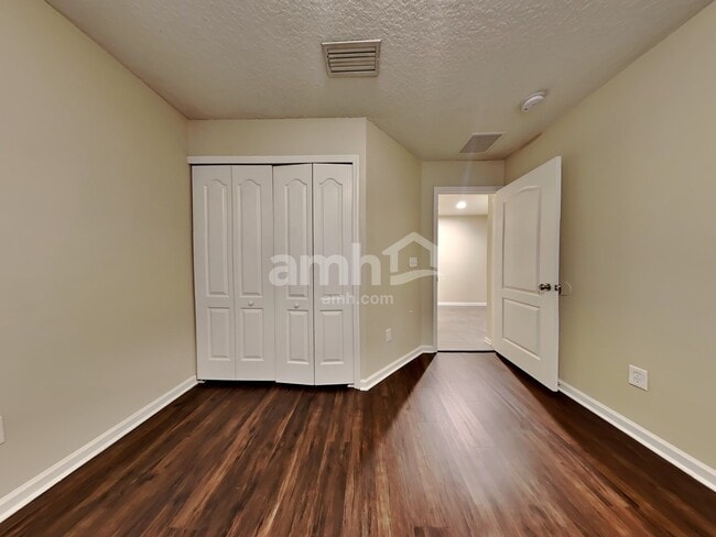 Building Photo - 86268 Augustus Ave