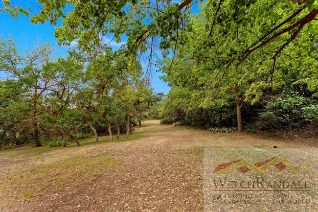 Building Photo - 3 Bedroom Layton Home