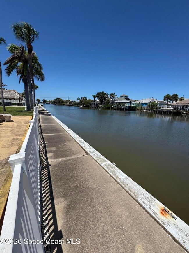 Building Photo - 250 N Banana River Dr