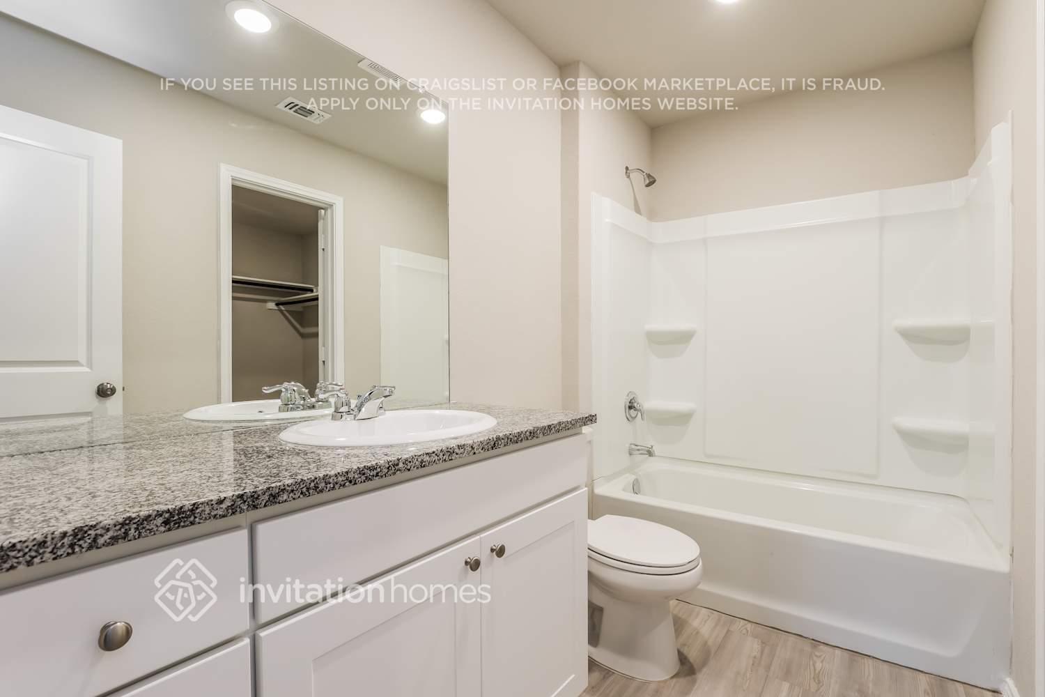 Building Photo - 5711 Leon Pl