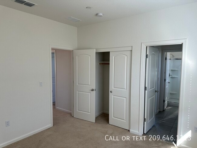 Building Photo - 17624 Monroe Dr