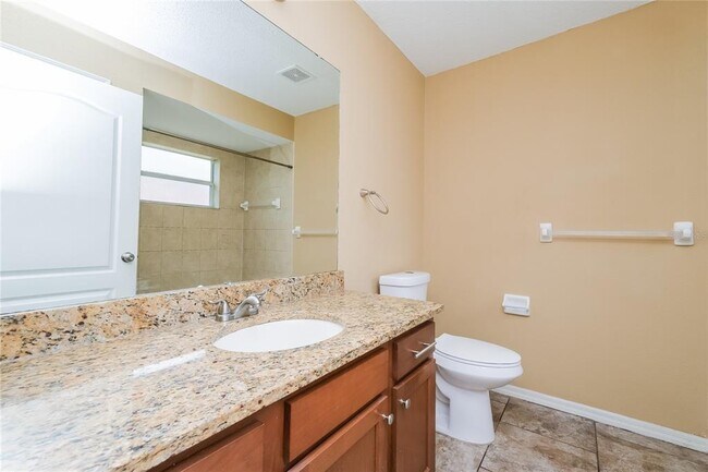 Building Photo - 1641 Larkin Rd