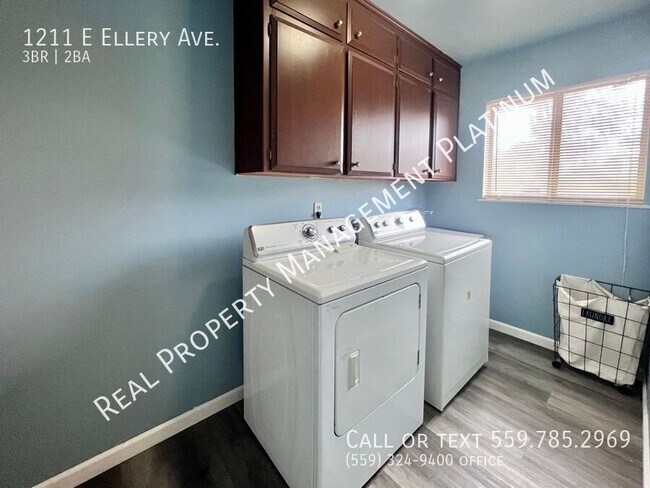 Building Photo - 1211 E Ellery Ave