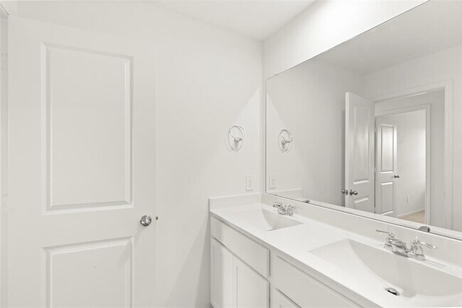 Building Photo - 31055 Brightwell Bnd