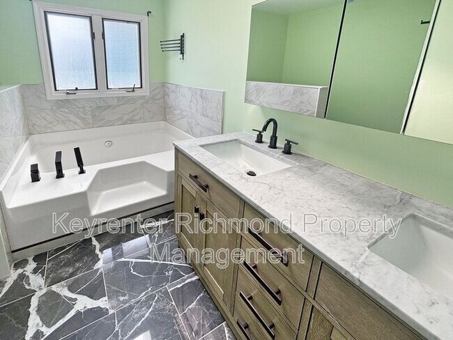 Building Photo - 4437 Joseph Dr