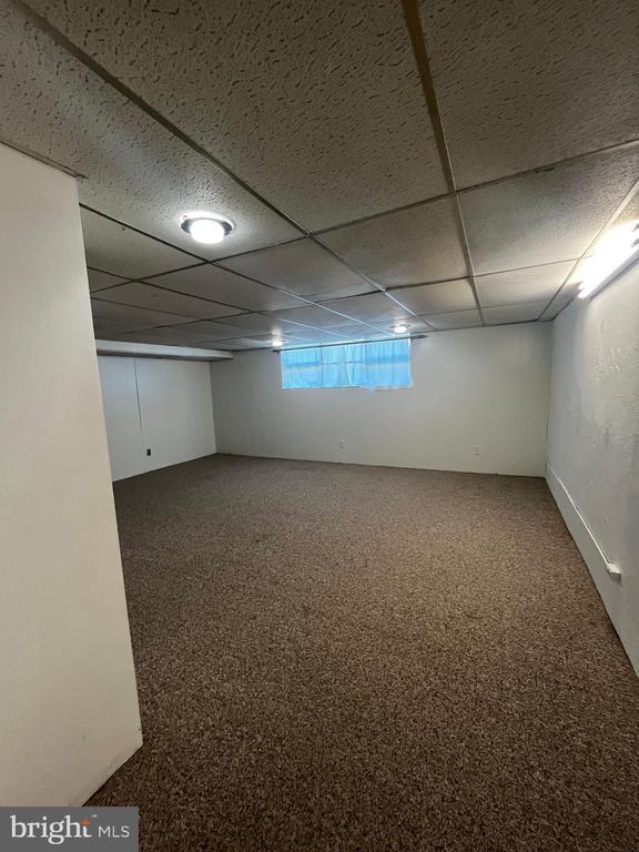 Building Photo - 8905 Revere St