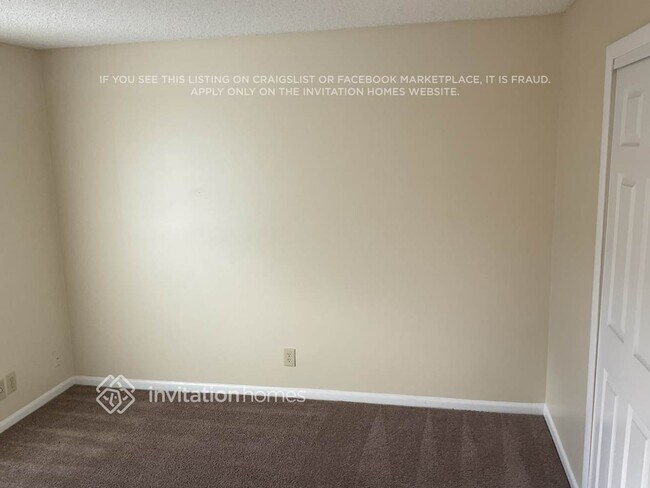 Building Photo - 4005 W Sailboat Dr