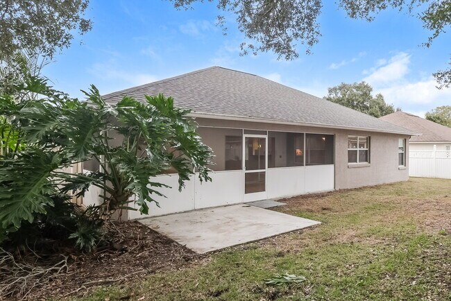 Building Photo - 2607 Pine Valley Dr