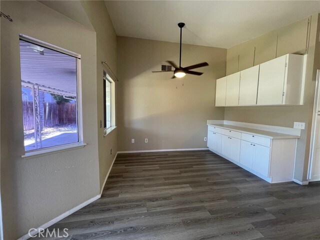 Building Photo - 748 Ashley St