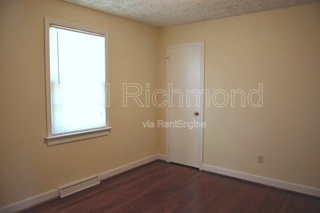 Building Photo - 5012 Orcutt Ln