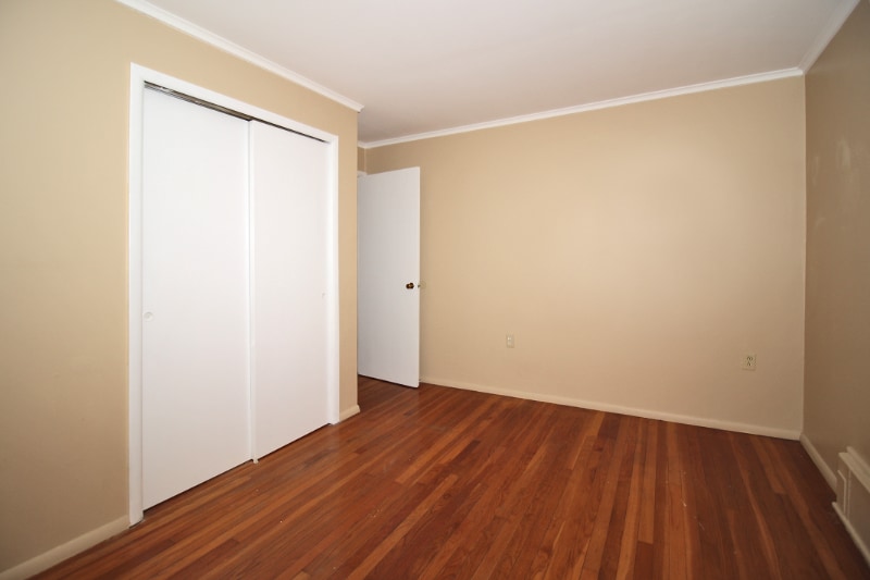 Building Photo - 322 Hays Rd