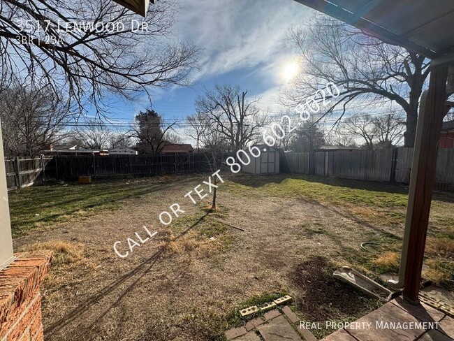 Building Photo - 3 bedroom home in Paramount!