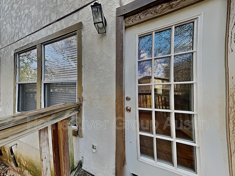 Building Photo - 894 Sagewood Trail