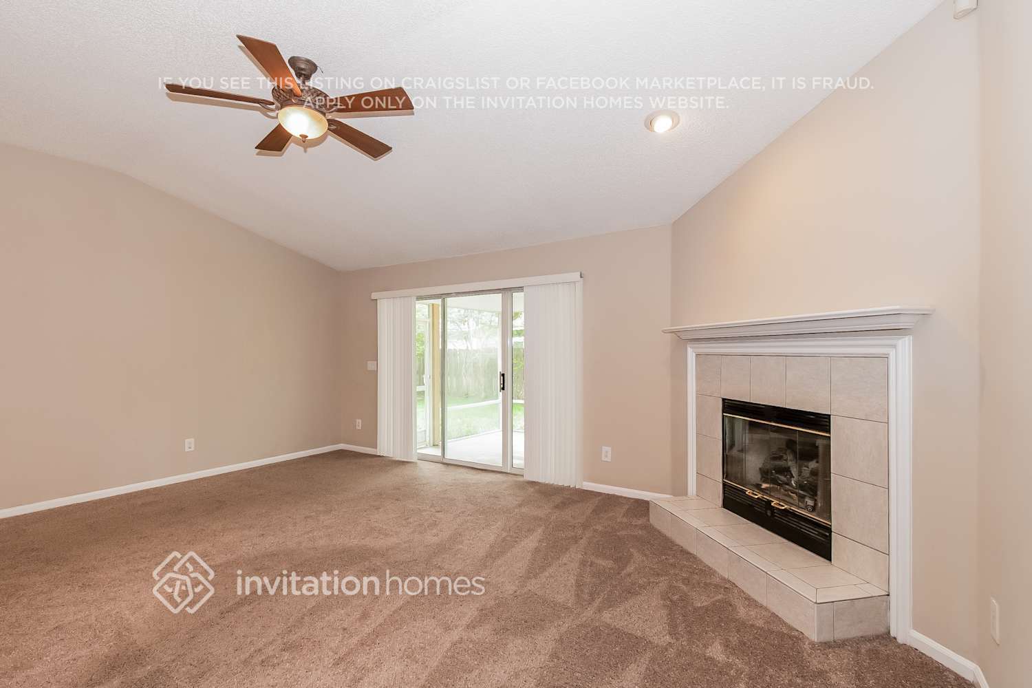 Building Photo - 277 Maplewood Dr