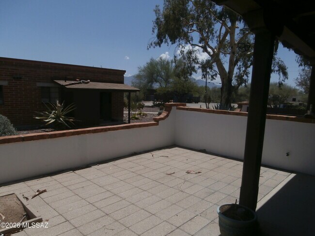 Building Photo - 478 S Paseo Cerro
