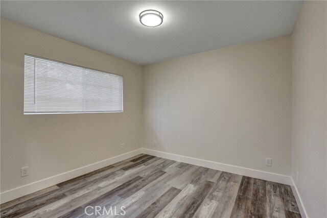 Building Photo - 402 E Glendale Dr