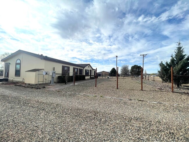 Building Photo - 22355 N Docs Rd