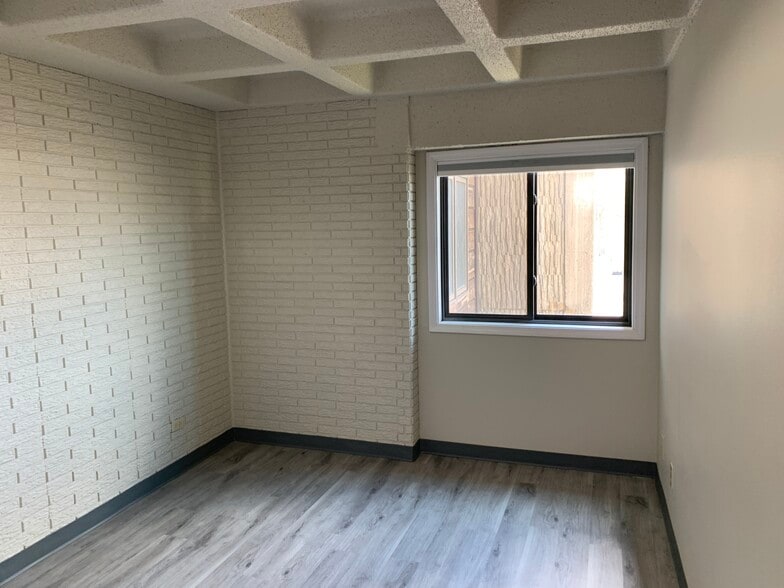 Building Photo - Park View Apartments