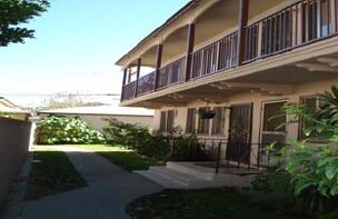 Primary Photo - 8464 S Gate Ave