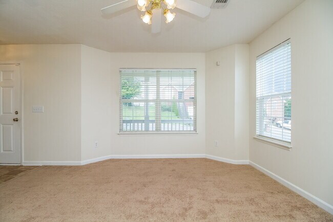 Building Photo - 1133 Phelissa Dr