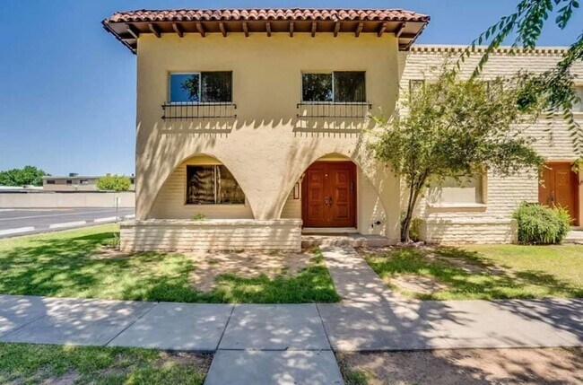 Building Photo - 4678 N 19th Ave
