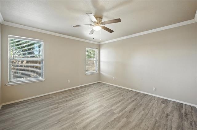 Building Photo - 1321 Village Garden Dr
