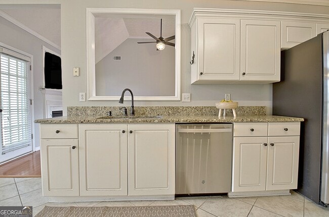 Building Photo - 170 Hidden Brook Trail