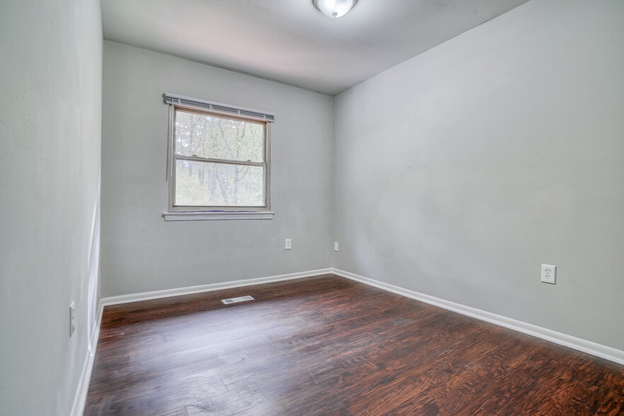 Building Photo - 6533 Woodgreen Cir