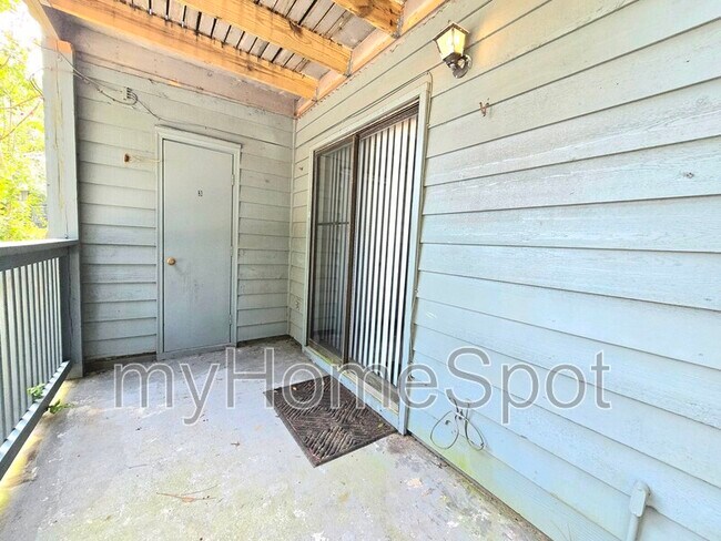 Building Photo - 7225 W Fairfield Dr