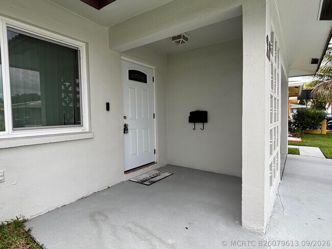 Building Photo - 5611 NW 49th Terrace
