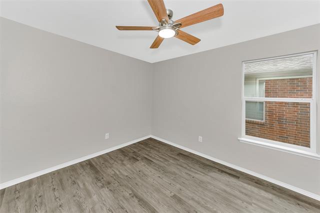 Building Photo - 2201 Sweetwood Dr