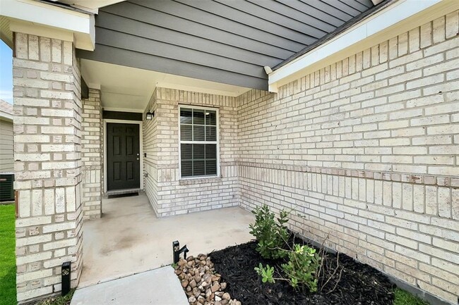 Building Photo - 23607 Buttress Root Dr