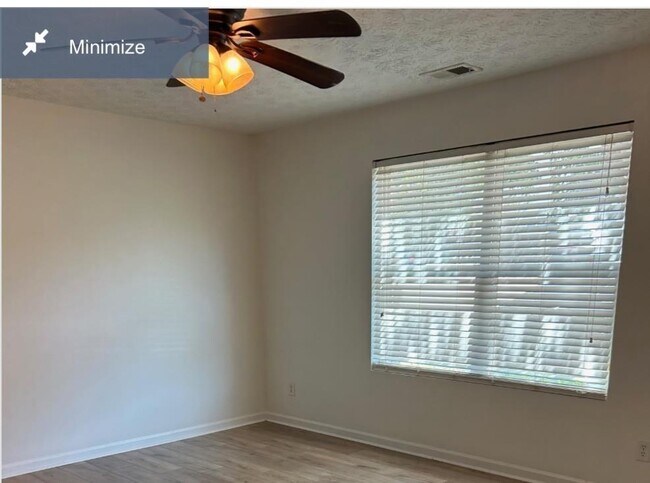 Building Photo - 10101 Waldrop Pl