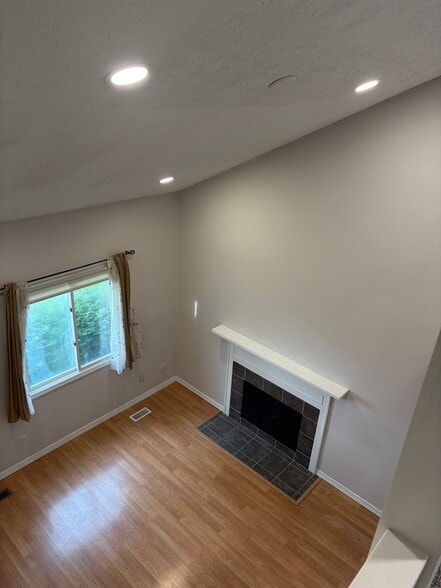 Building Photo - 507 Conner Creek Dr