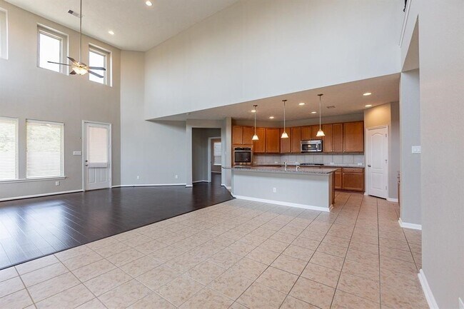 Building Photo - 28639 Cranford Sage Ln