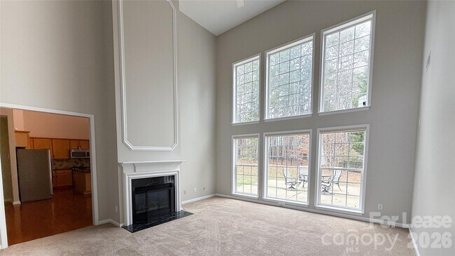 Building Photo - 8811 Singleton Ct