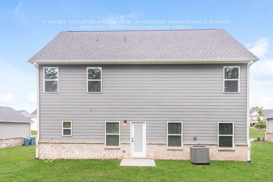 Building Photo - 3080 Azteca Wy