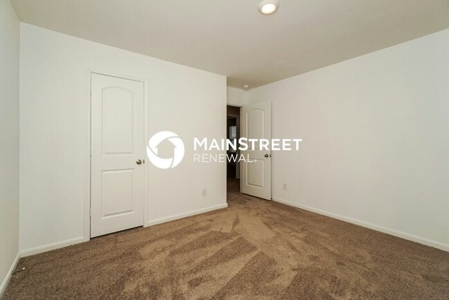 Building Photo - 5 Bedroom Pet-Friendly Home in New Braunfe...